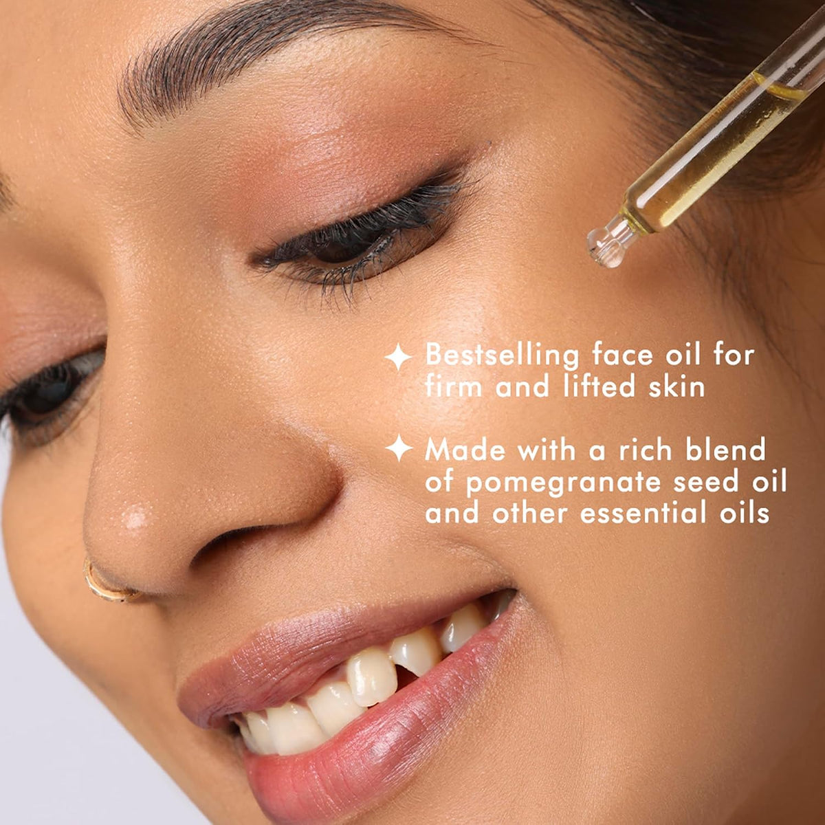 Nykaa Naturals Glow Boosting Serum Oil with Natural Vitamin C and Vitamin E